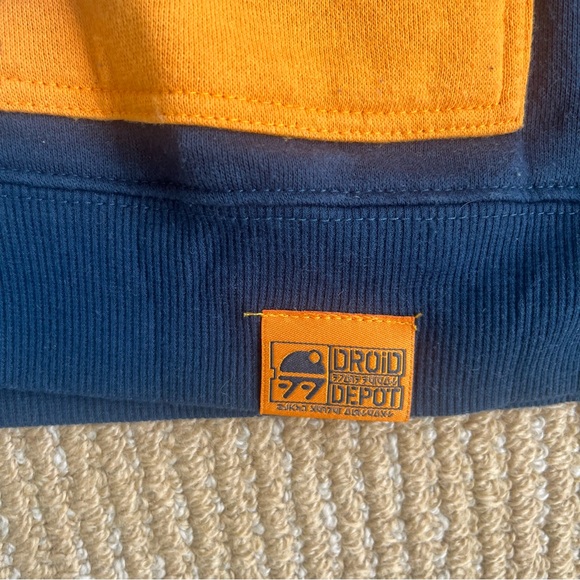 Disney Star Wars Droid Depod C-3PO Hoodie Astromech 3PO-Series Protocol SZ L - Picture 10 of 15